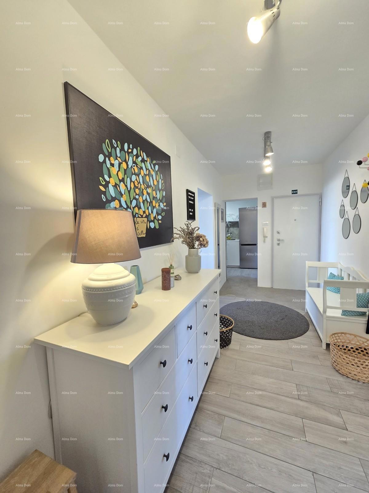 Družinski stan nedaleč od centra Pule!