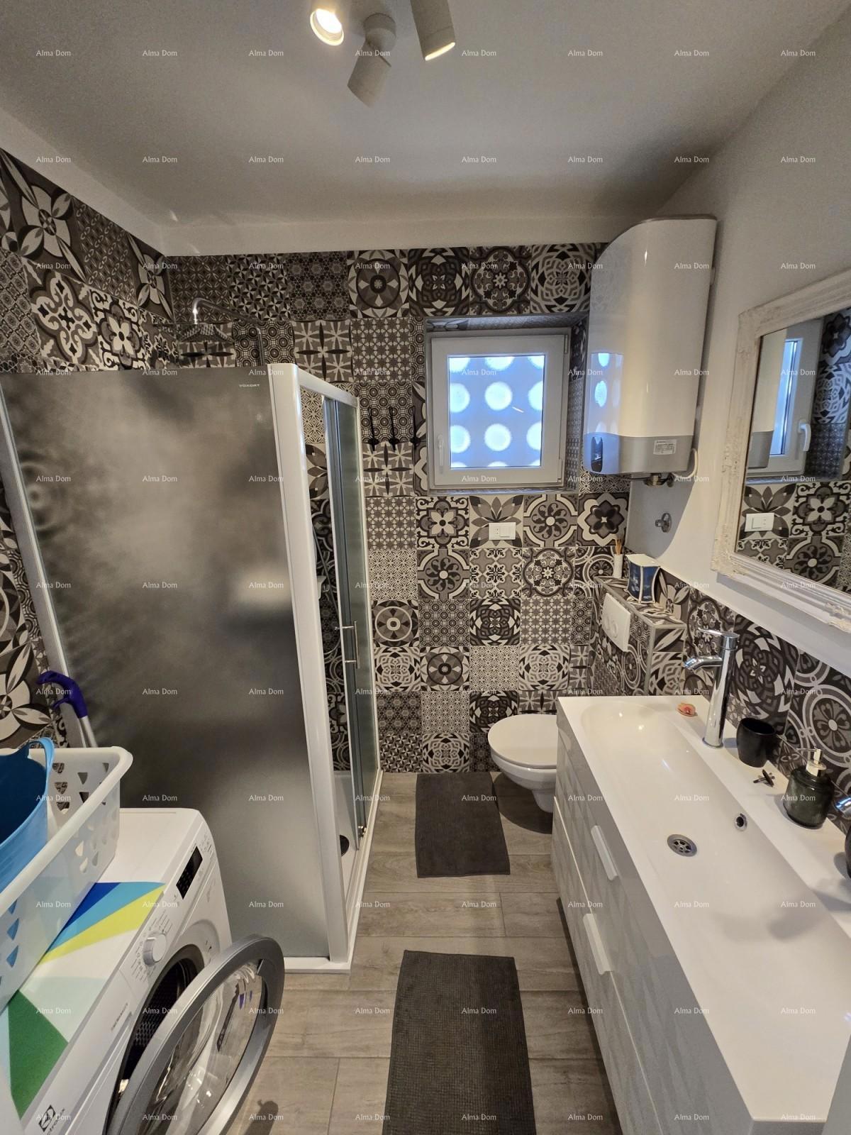 Družinski stan nedaleč od centra Pule!