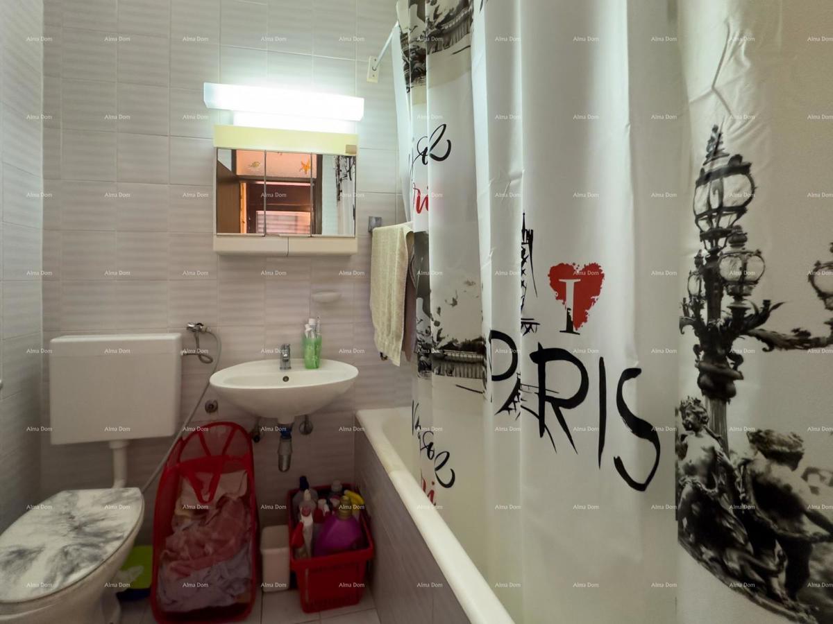 Na prodaju apartma v Dugji Uvali – blizu plaže!