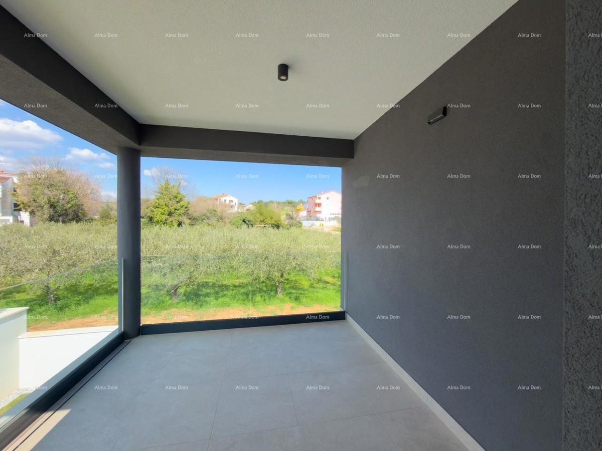 Moderna vila 100 m od morja!