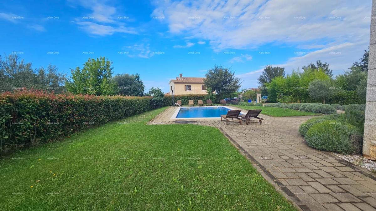 Prostrana hiša s bazenom v Svetem Lovreču - popoln dom za družino