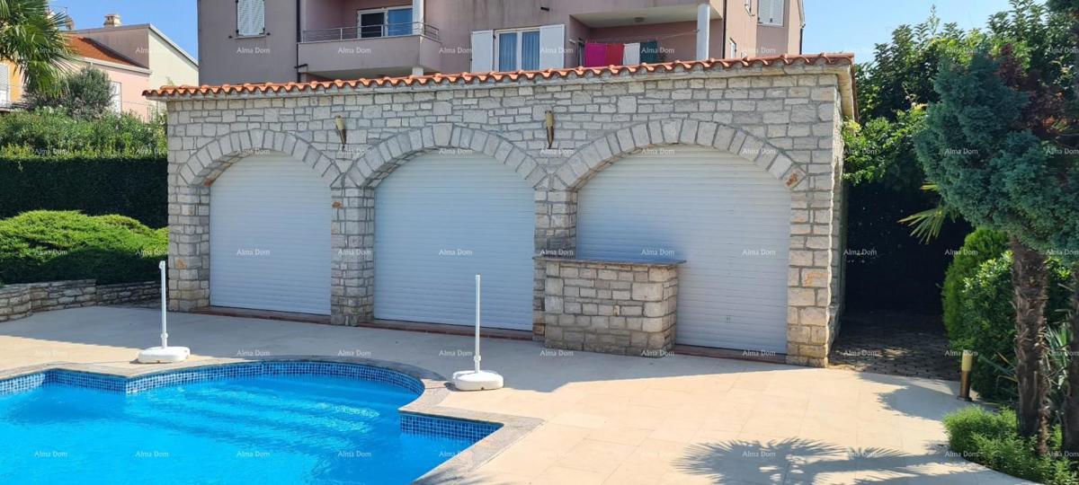 Šarmantna hiša v Banjolama, blizu morja in centra, idealna za družino ali vikendico