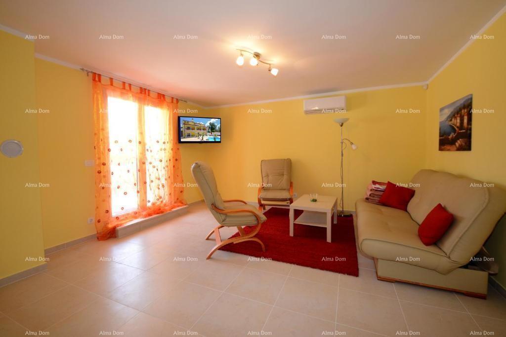 Prodaja - hiša s 4 stanovanji - okolica Višnjana!