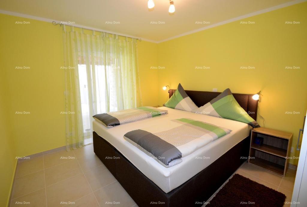 Prodaja - hiša s 4 stanovanji - okolica Višnjana!