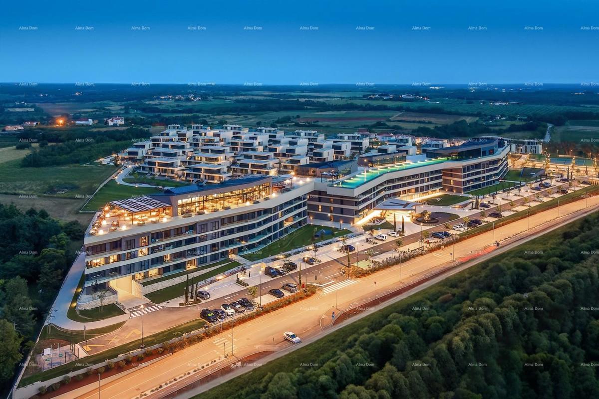 Umag, letovišče razkošja in lepote! Naprodaj stanovanja v letovišču s 105 m velikim neskončnim bazenom na strehi