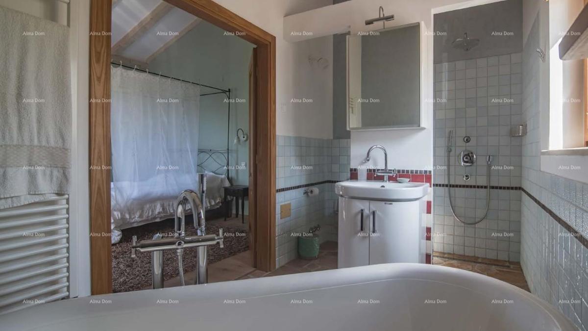 Luksuzna istrska kamnita vila z bazenom v toskanskem slogu, Rovinj!