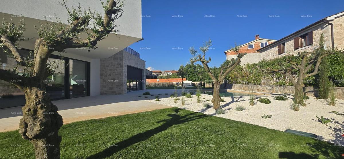 Luksuzna, moderna vila s bazenom, pripravljena za vselitev!!! Sv. Lovreč, okolica Poreča!