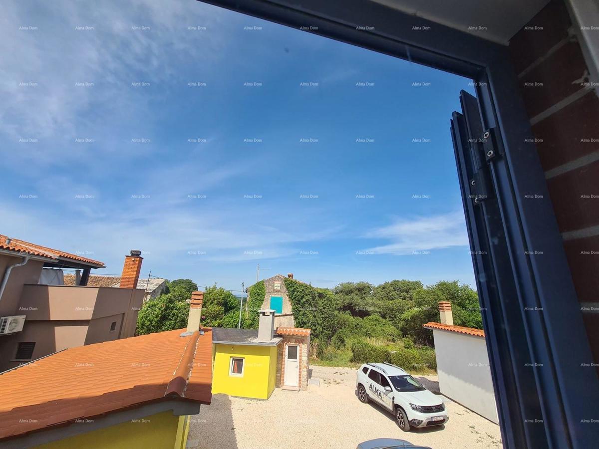 Renovirana kamena kuća s bazenom – mirno selo blizu Svetvinčenta