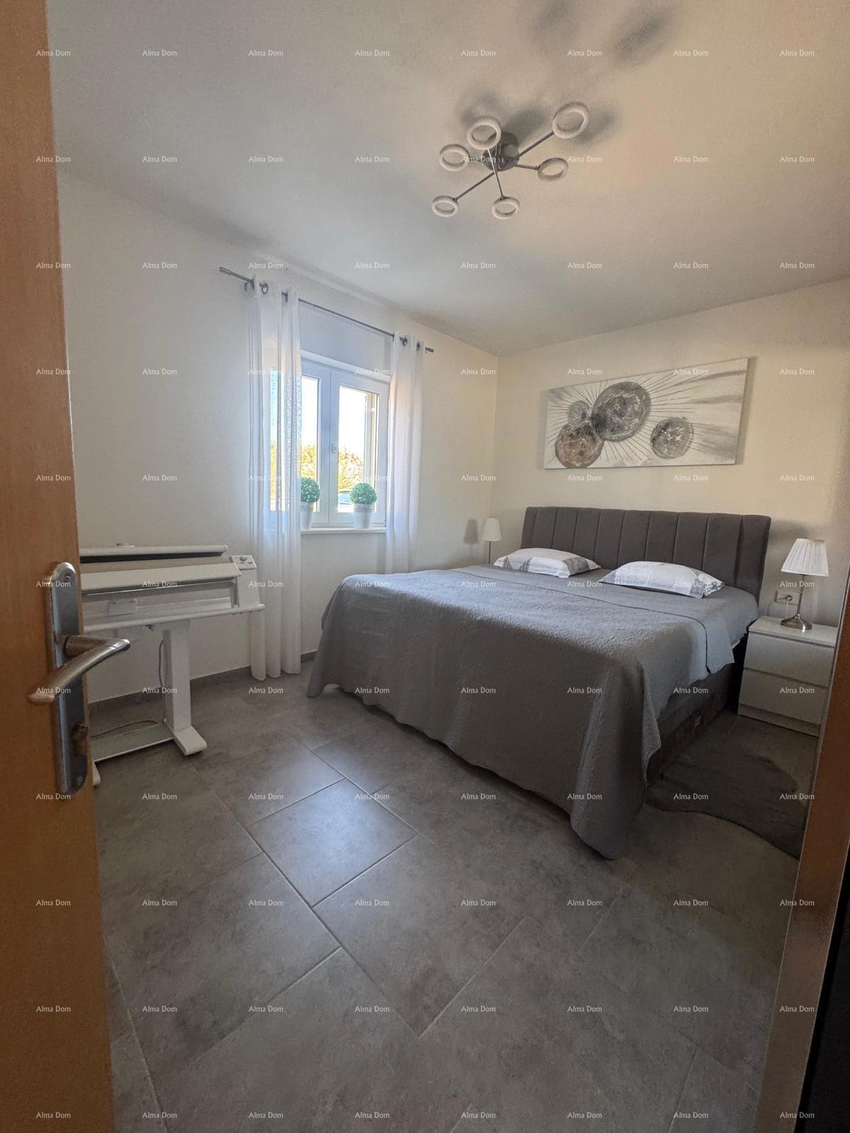 Prodaja - Moderna duplex hiša z dvema ločenima stanovanjskima enotama, Medulin!