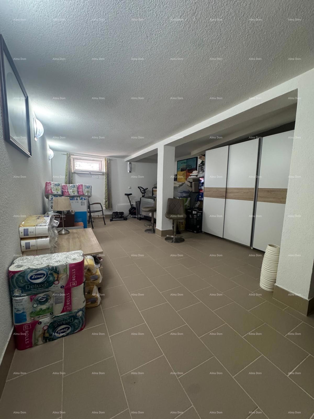 Prodaja - Moderna duplex hiša z dvema ločenima stanovanjskima enotama, Medulin!