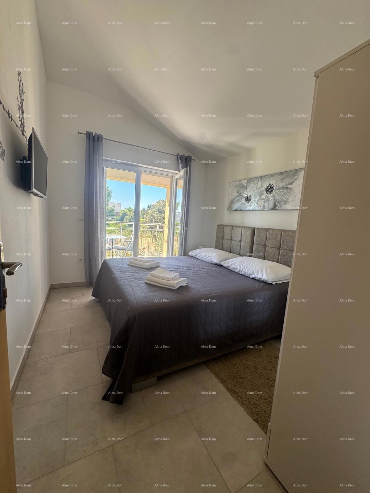 Prodaja - Moderna duplex hiša z dvema ločenima stanovanjskima enotama, Medulin!