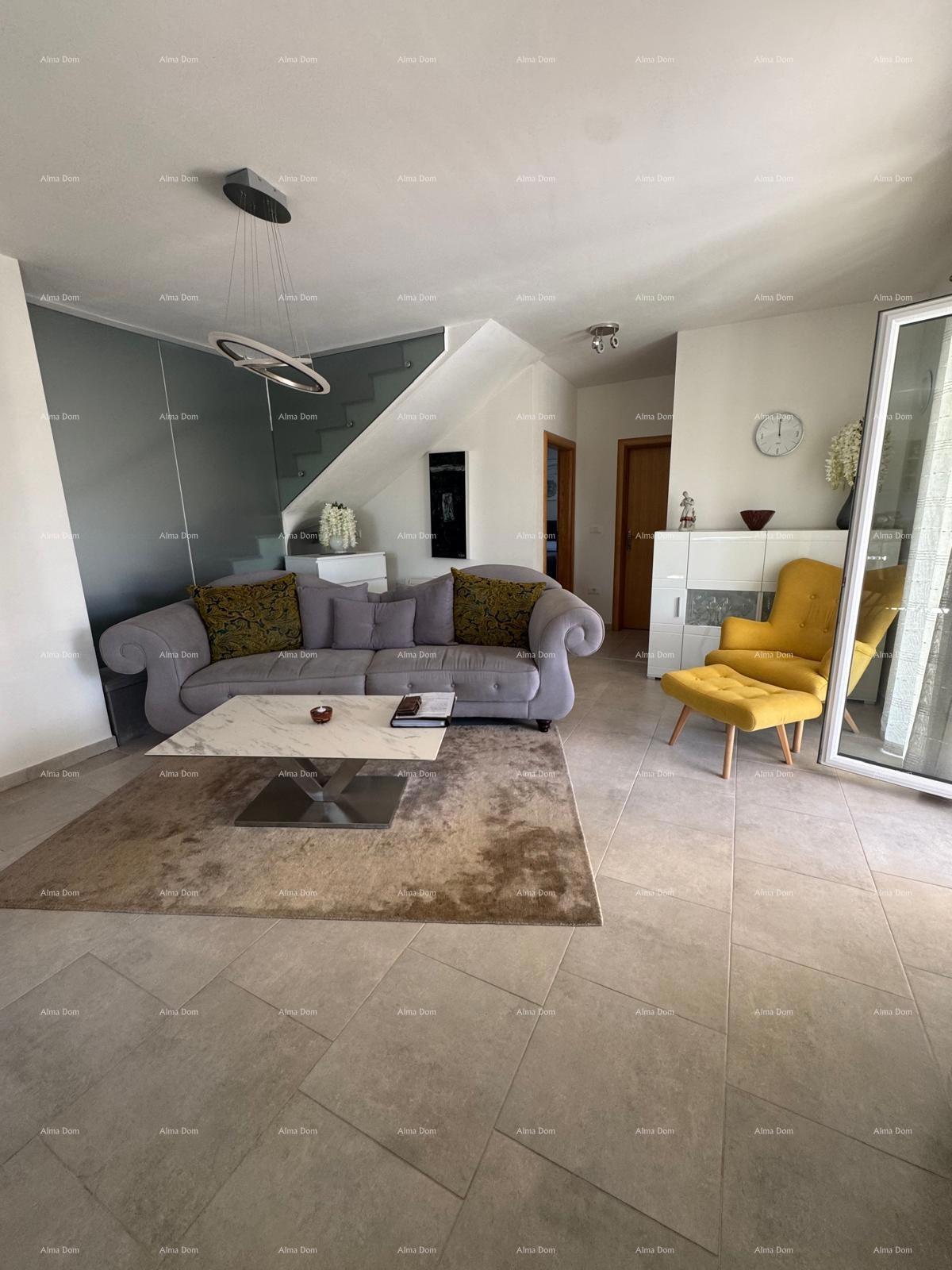 Prodaja - Moderna duplex hiša z dvema ločenima stanovanjskima enotama, Medulin!