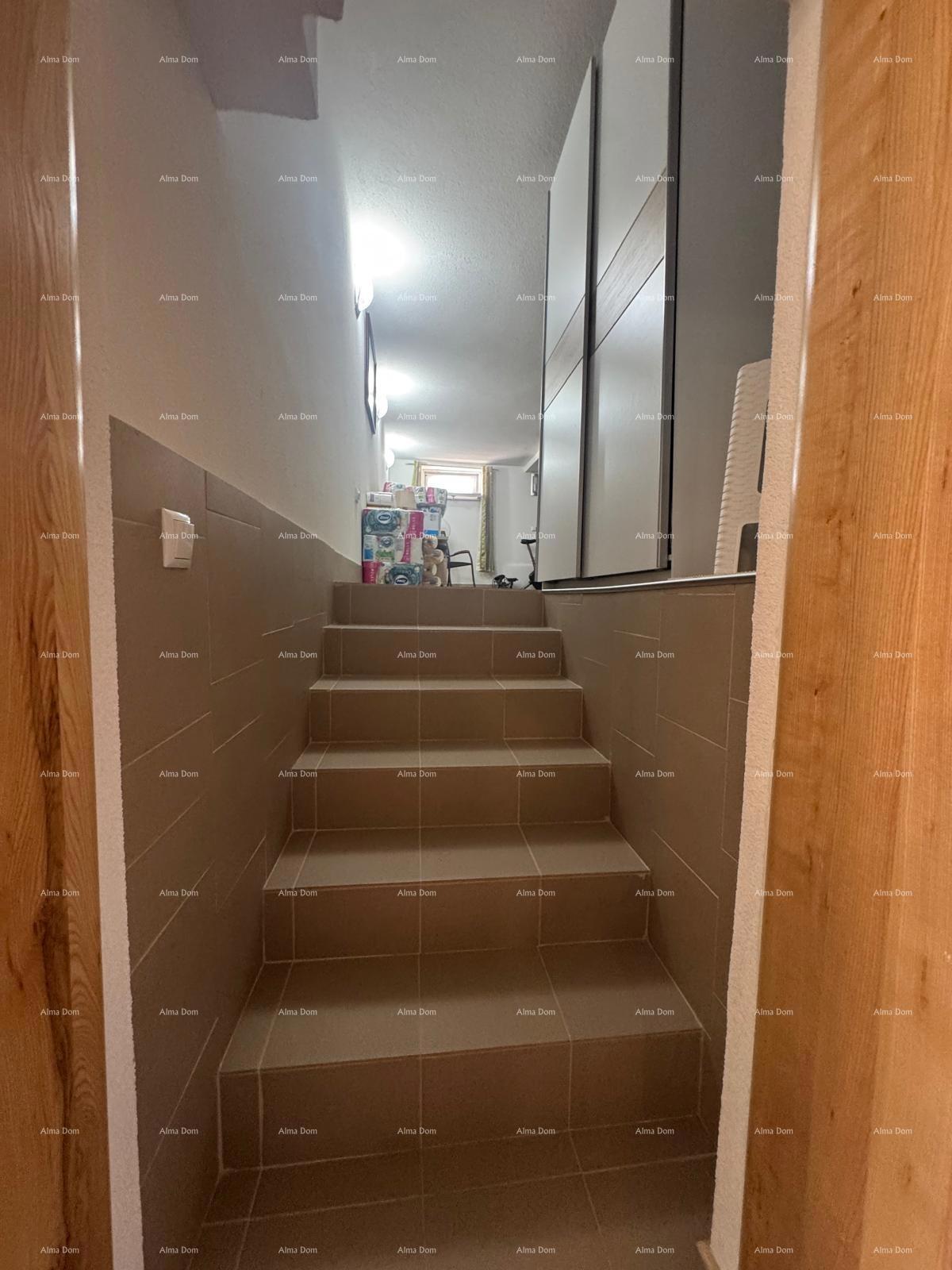 Prodaja - Moderna duplex hiša z dvema ločenima stanovanjskima enotama, Medulin!