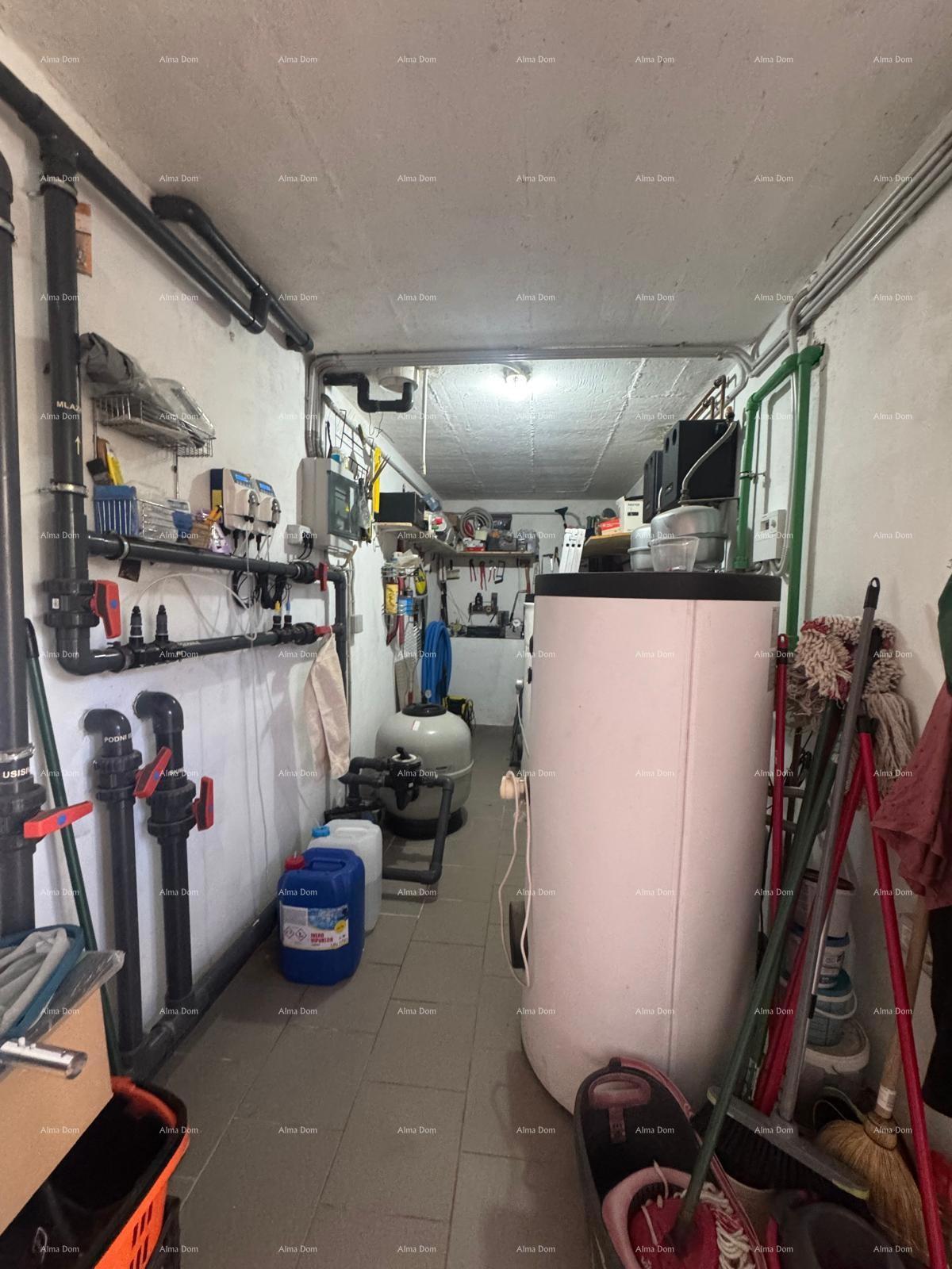 Prodaja - Moderna duplex hiša z dvema ločenima stanovanjskima enotama, Medulin!