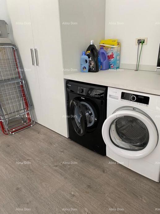 Na prodajo hiša, 200 m2, s parcelo površine 695 m², Raša