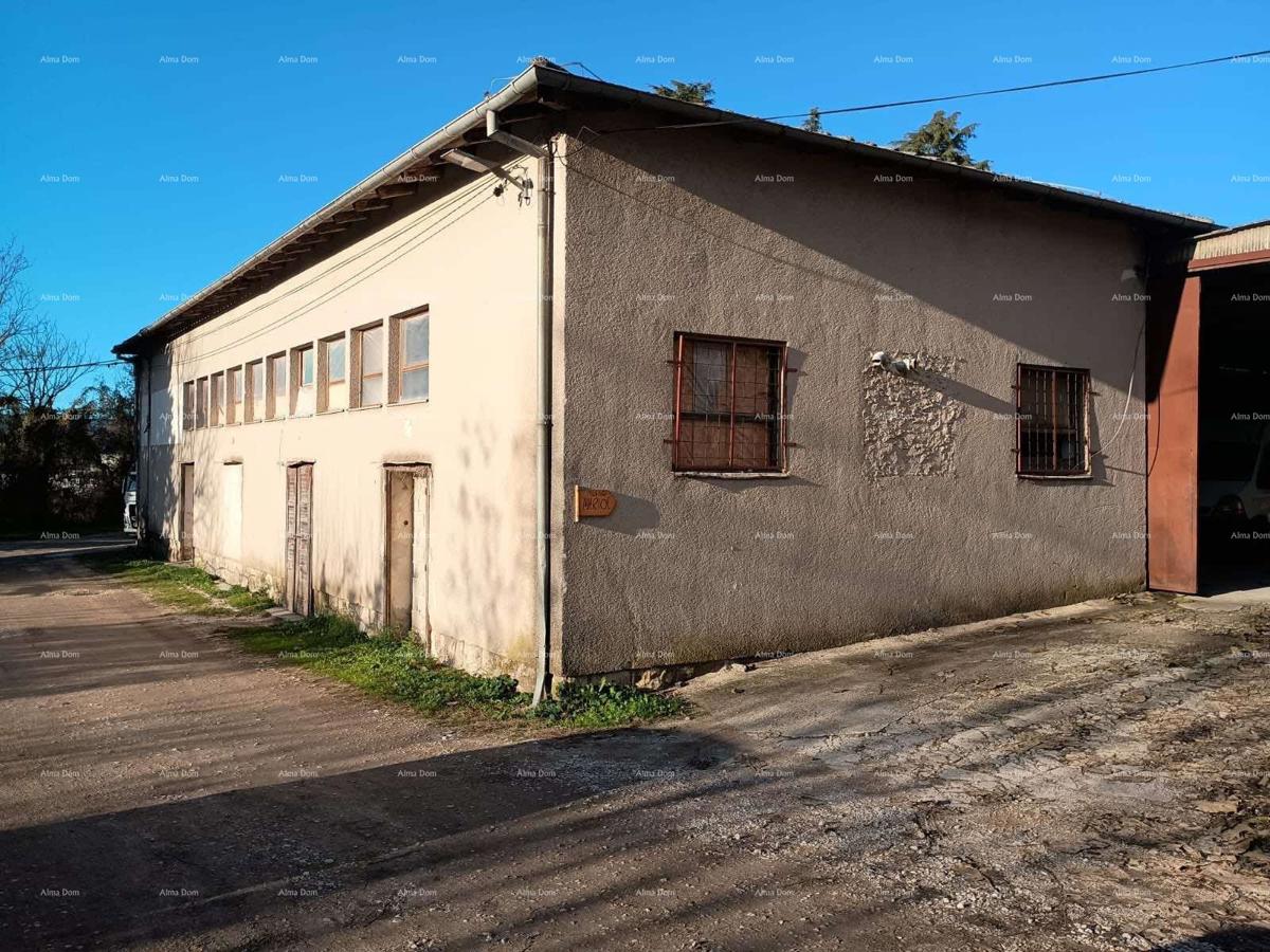 KRŠAN, Na prodaju – velik poslovni prostor, 280 m²