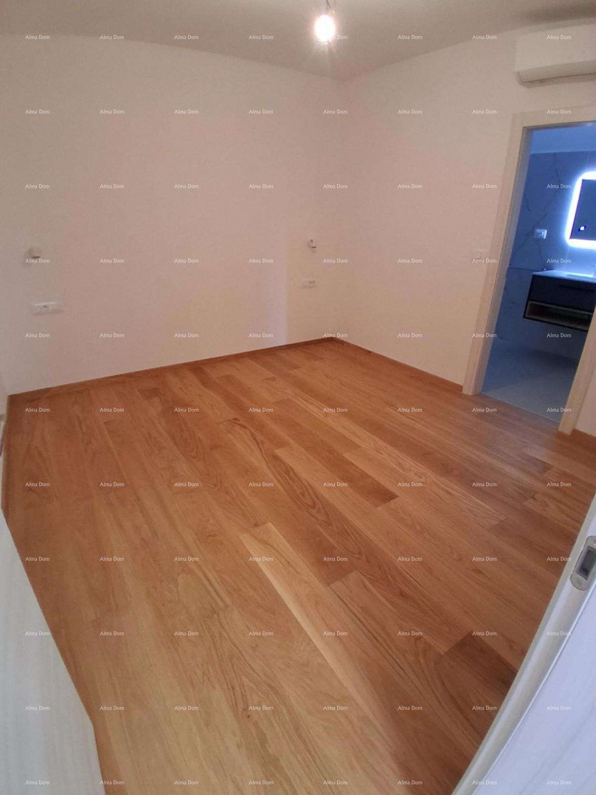 Prodaja - luksuzna hiša na veliki parceli z bazenom, wellness sobo in telovadnico, Poreč!