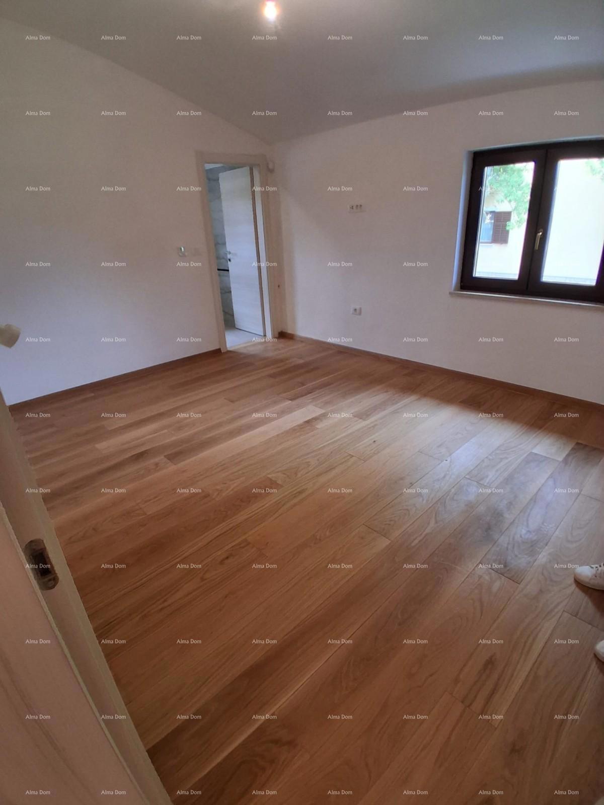 Prodaja - luksuzna hiša na veliki parceli z bazenom, wellness sobo in telovadnico, Poreč!