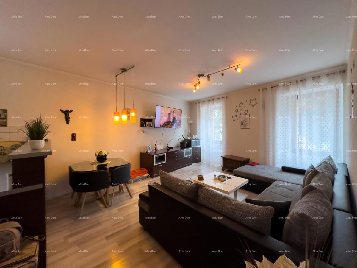 Prodajemo stan v središču Pule s parkirnim mestom!