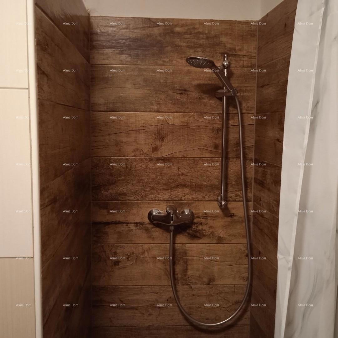 FORUM PEŠAČKA ZONA. Prodaja lepo uređenega stanovanja na atraktivni lokaciji, Pula, center!