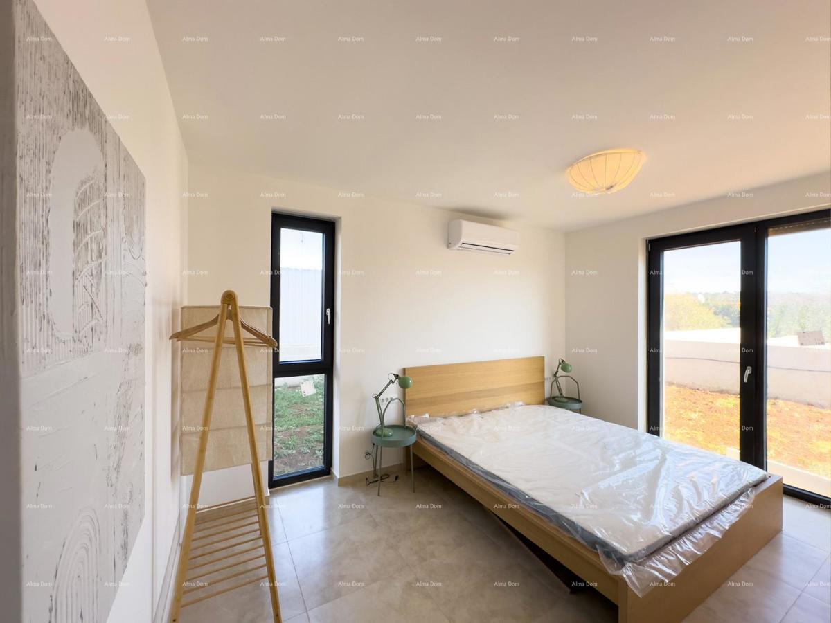 Mukalba. Medulin. Stanovanje v novogradnji z lastnim bazenom