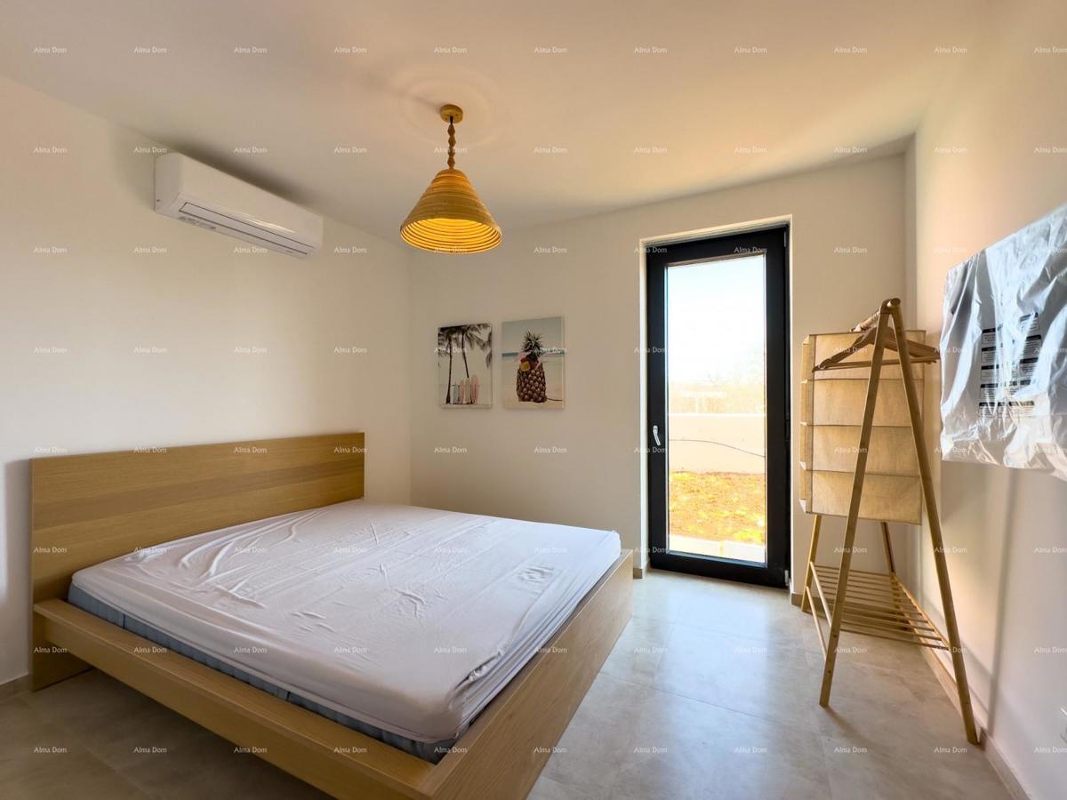 Mukalba. Medulin. Stanovanje v novogradnji z lastnim bazenom