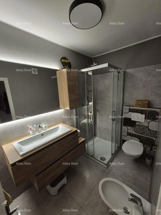 Rovinj – Čudovito urejen stan na vrhunski lokaciji!