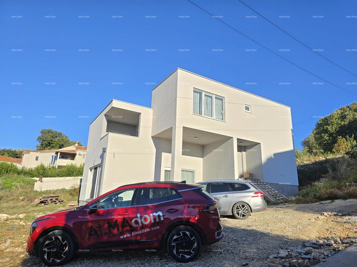 Prodaja - novoizgrajena hiša blizu morja, Banjole!