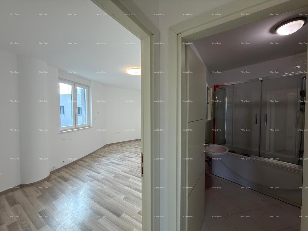 Vrhunska lokacija! Prodaja stanovanja v neposredni bližini centra mesta, Pula!