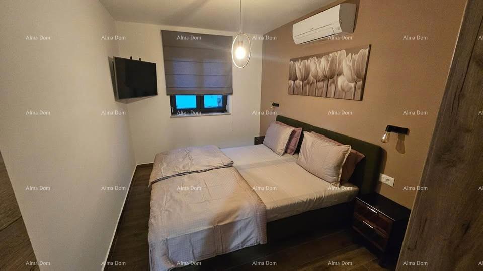 Prekrasna hiša s bazenom in vrtom blizu Labina