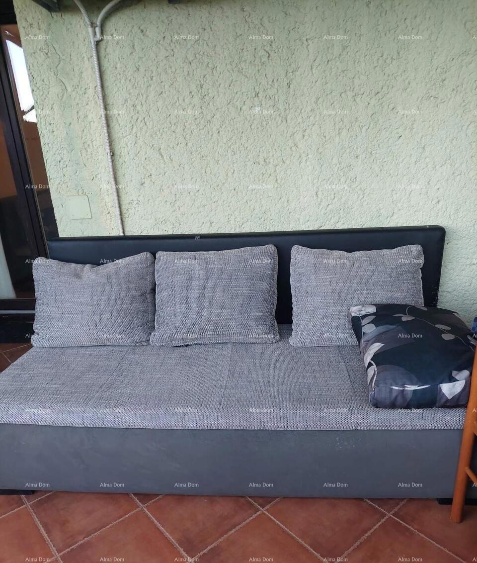 Novigrad – Mareda, stan s teraso 300 m od morja