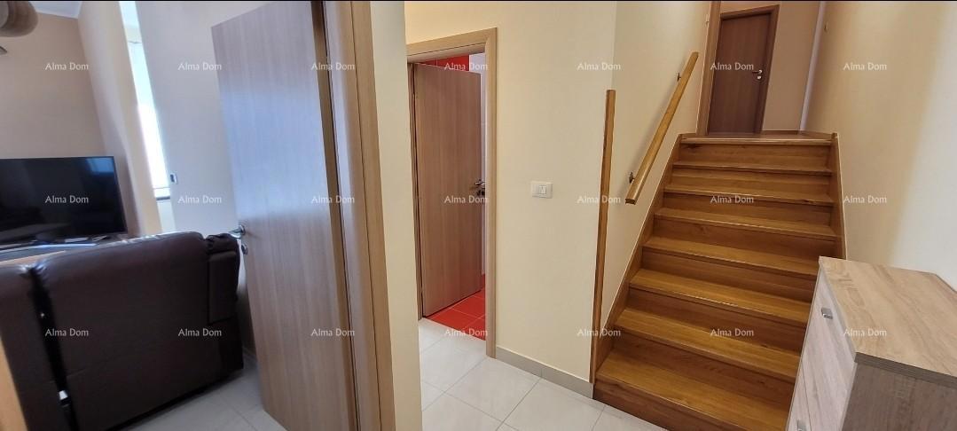 Ližnjan! Opremljen stan! Pogled na more!