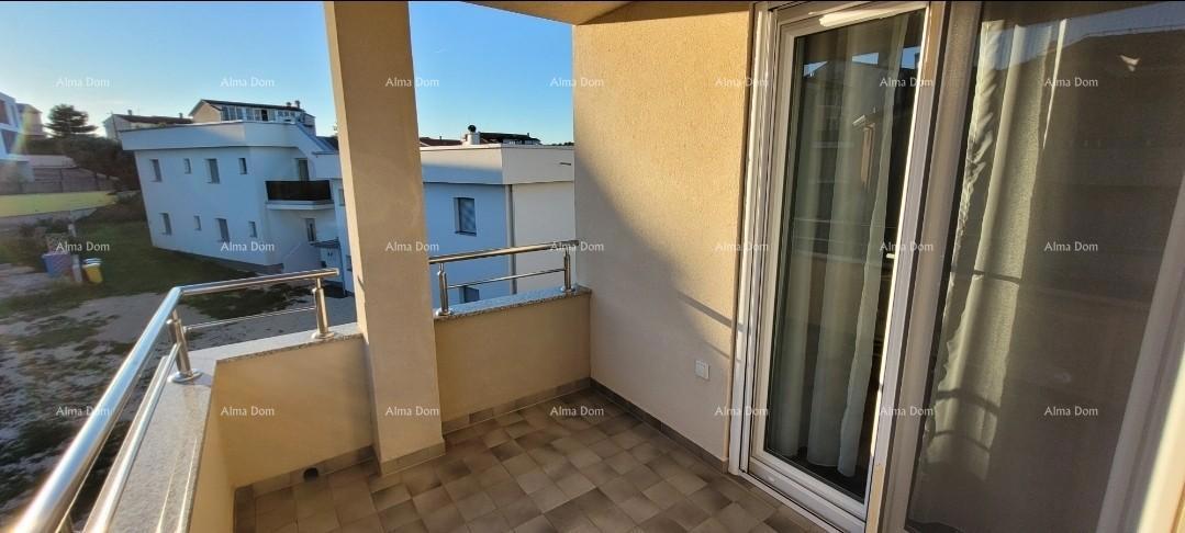 Ližnjan! Opremljen stan! Pogled na more!