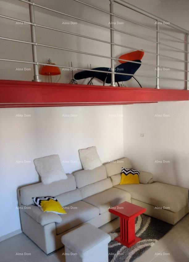 Stanovanje, Valbandon, z 2 parkirnima mestoma in dvoriščem