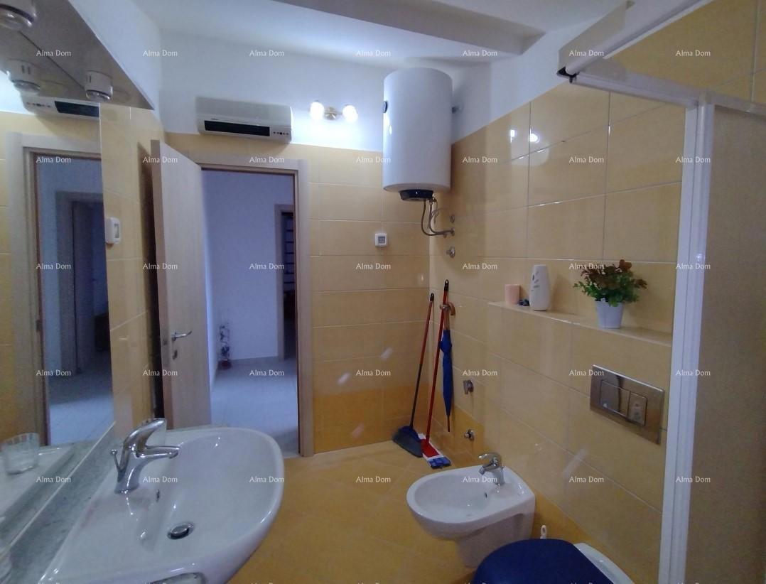 Stanovanje, Valbandon, z 2 parkirnima mestoma in dvoriščem