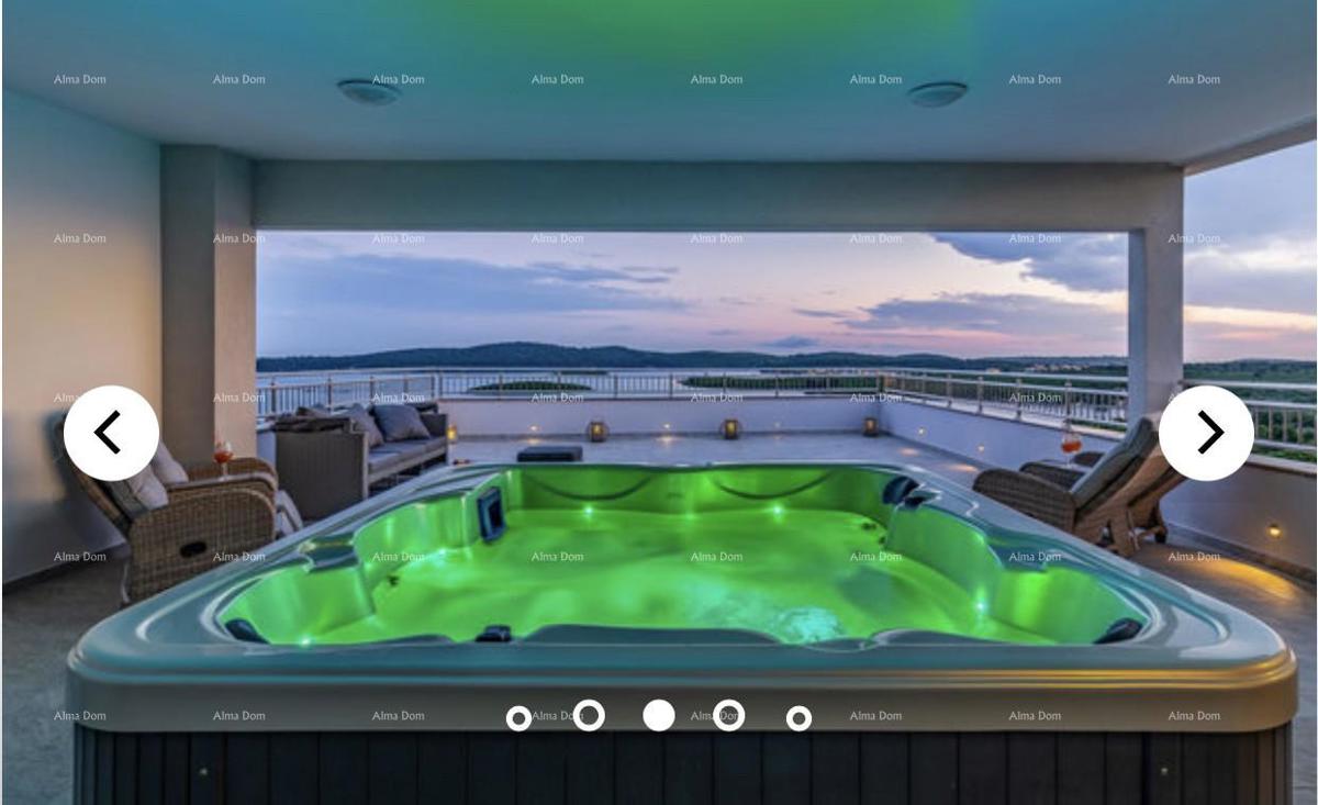 Čudovita vila s pogledom na morje. POMER