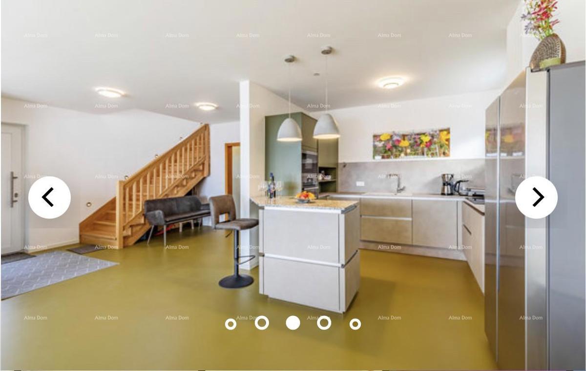 Čudovita vila s pogledom na morje. POMER