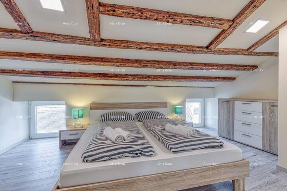 Prekrasno stanovanje na obali v Porecu – Prva vrsta ob morju