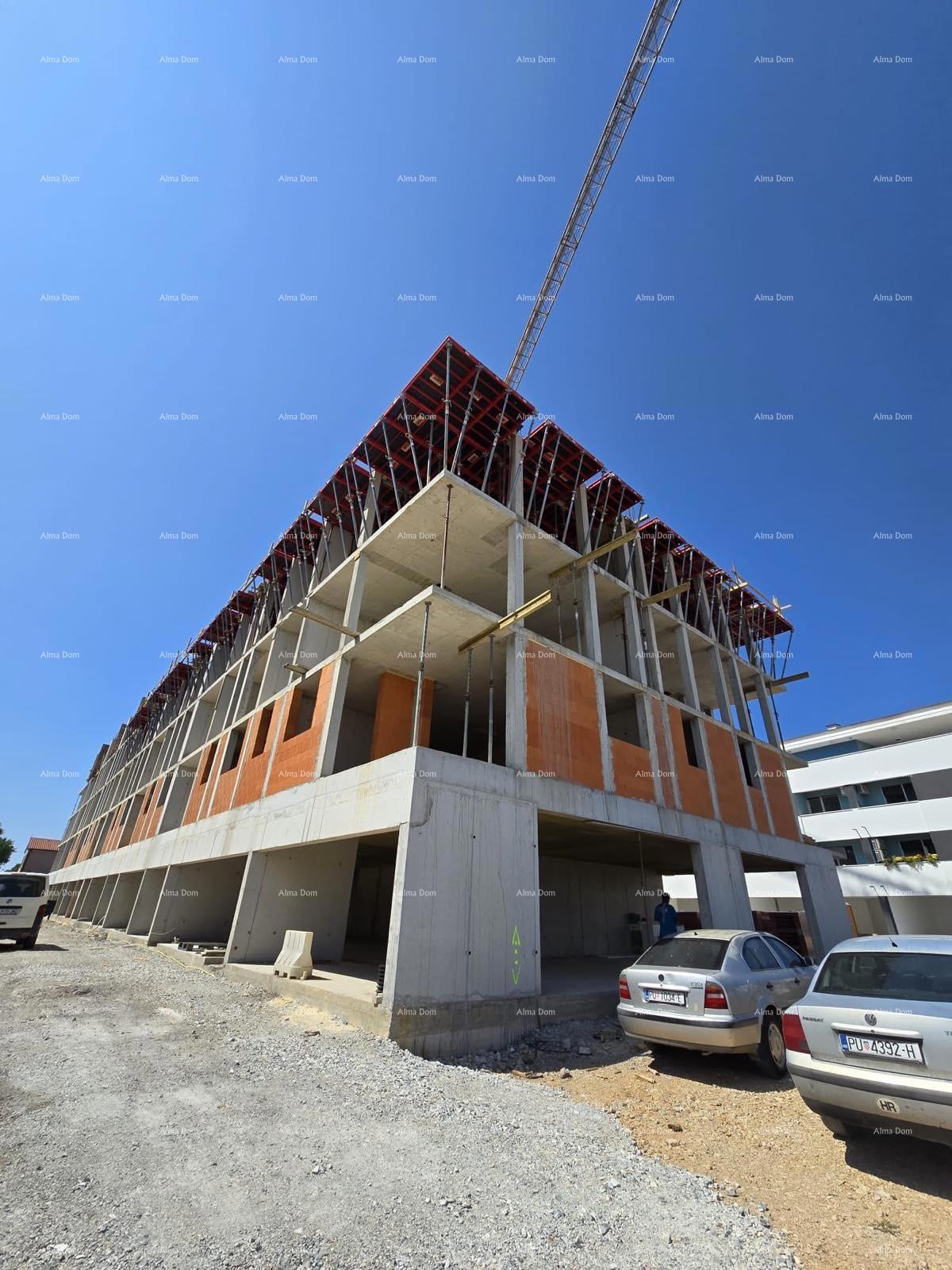 Pula! Večstanovanjska, moderna zgradba z dvigalom, blizu centra. S43