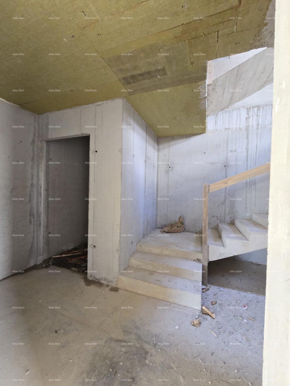 Pula! Večstanovanjska, moderna zgradba z dvigalom, blizu centra. S43