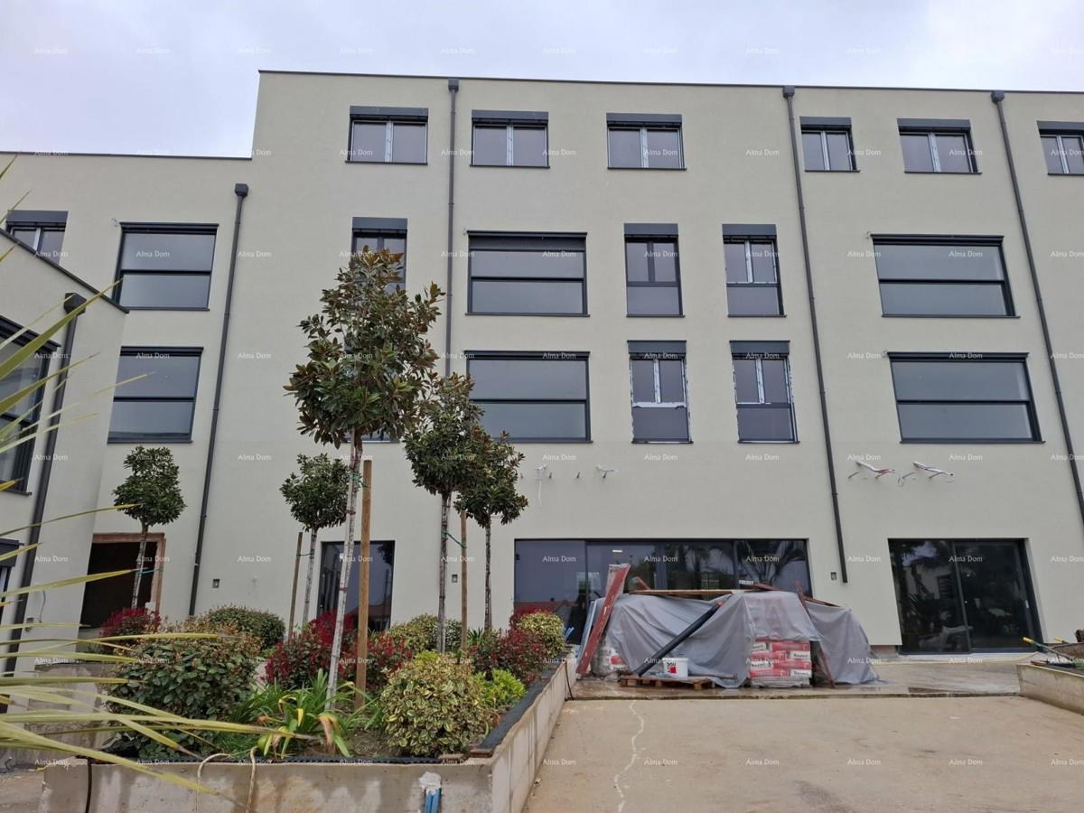 Prodamo stanovanja v novem poslovno-stanovanjskem projektu, Poreč, C302- objekt C