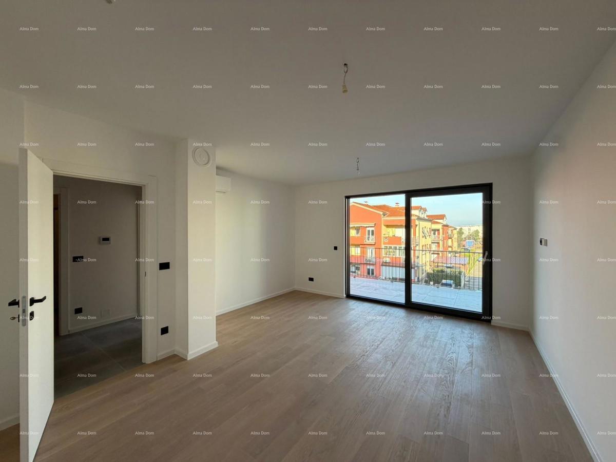 UMAG – Novogradnja! Stan v modernem stanovanjskem kompleksu z dvema parkirnima mestoma, S 2-22