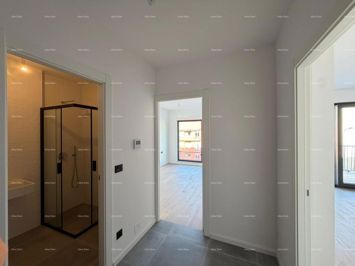 UMAG – Novogradnja! Stan v modernem stanovanjskem kompleksu z dvema parkirnima mestoma, S 2-22