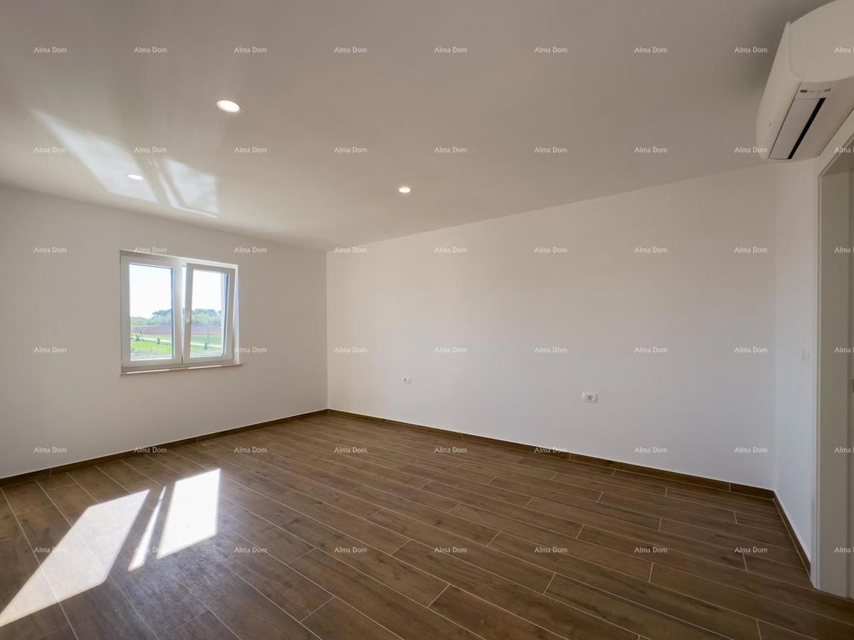 Čudovita vila v mediteranskem stilu, Umag