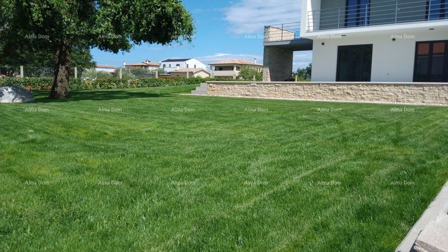 Prodaja moderne hiše s bazenom – Poreč, Nova Vas