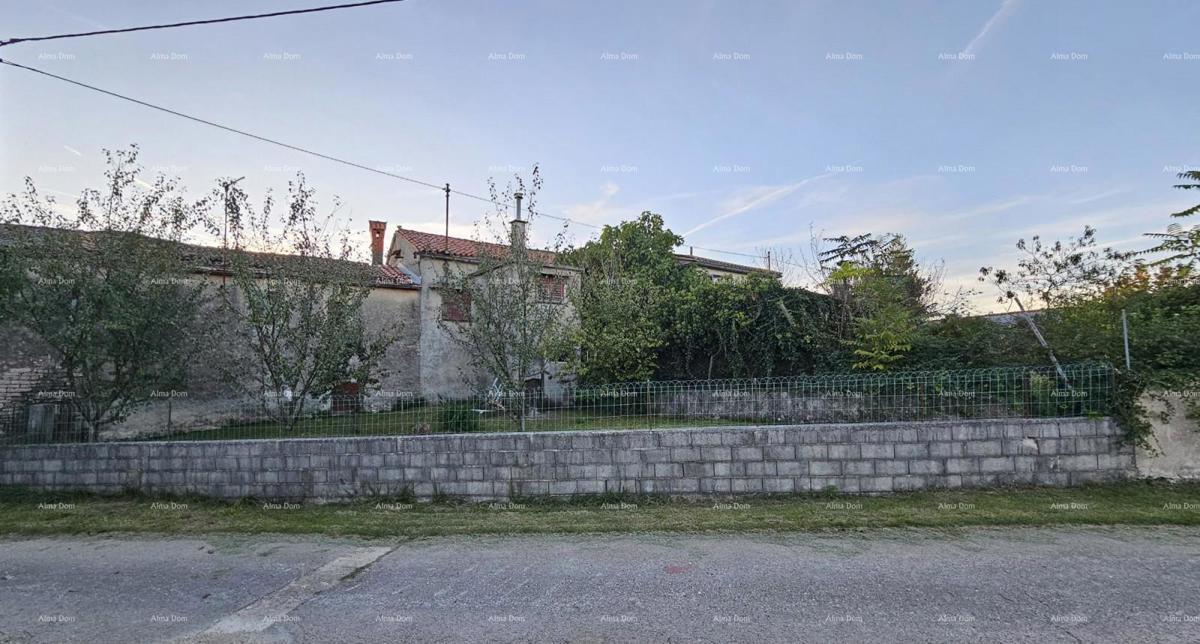 ŽMINJ (okolica) - odlična kamnita hiša z dvoriščem