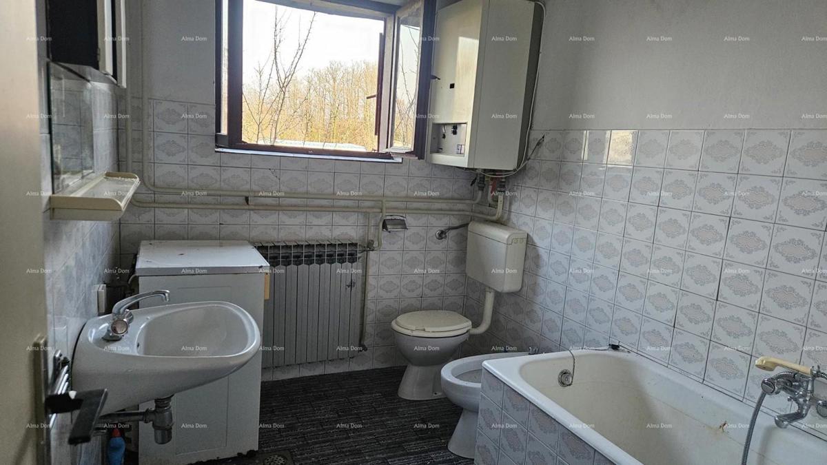 ŽMINJ (okolica) - odlična kamnita hiša z dvoriščem