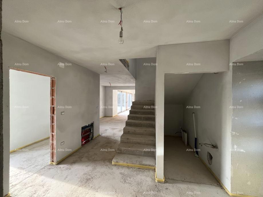 Prodamo Istrsko kolodvor, blizu Grožnjana