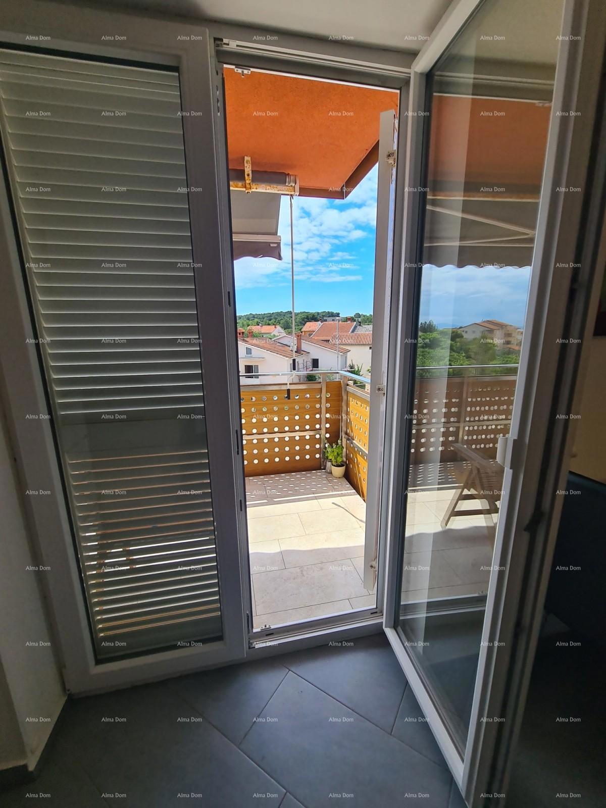 Ližnjan! Enosobno stanovanje v pritličju.