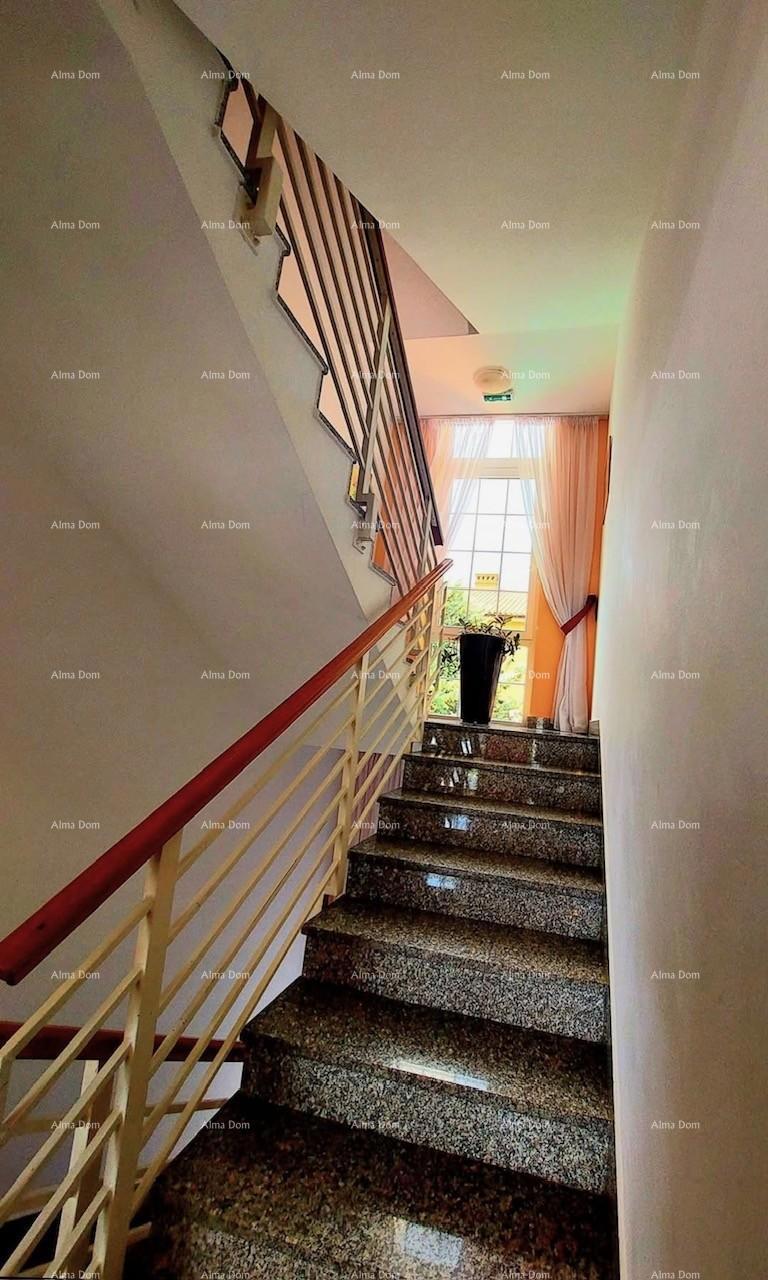 Prodaja - čudovit družinski hotel v Fažani - 200 m od morja!